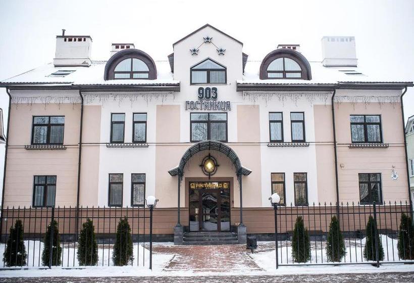 Hotel 903