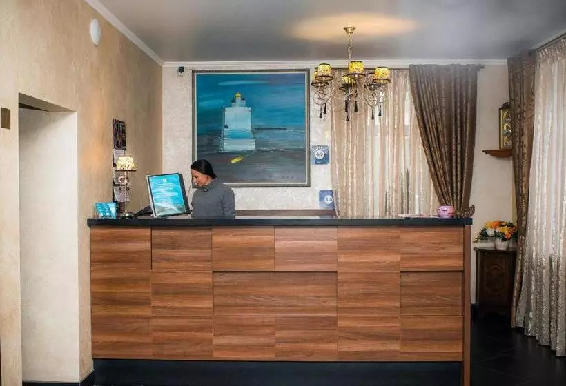 Hotel 903