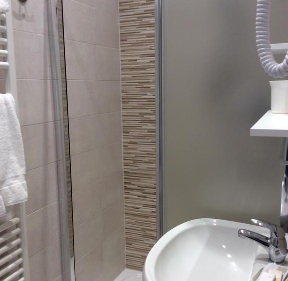 호텔 Albergo Fiorenza & Banksia Meublè