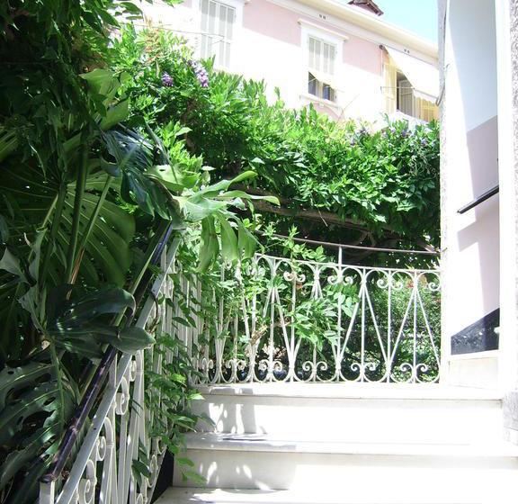 호텔 Albergo Fiorenza & Banksia Meublè