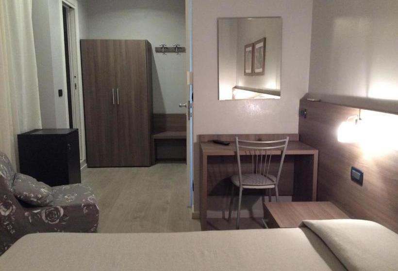 호텔 Albergo Fiorenza & Banksia Meublè