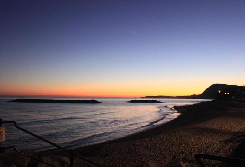 בית מלון כפרי Bedford