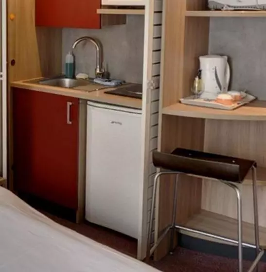 Hotelli Canal Suites By Popinns