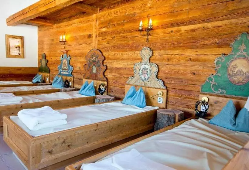 هتل Der Greil   Wein & Gourmet