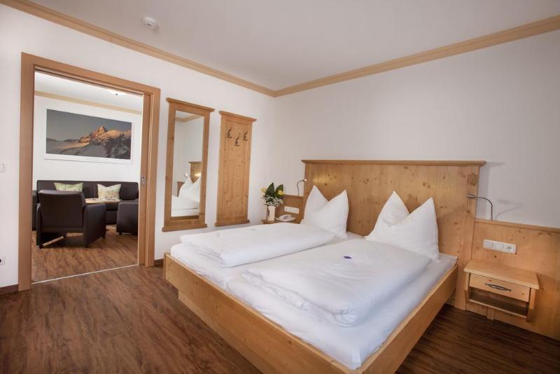 Отель Grundlhof