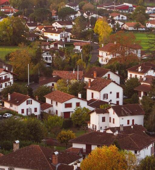 فندق Hôtel Itzalpea