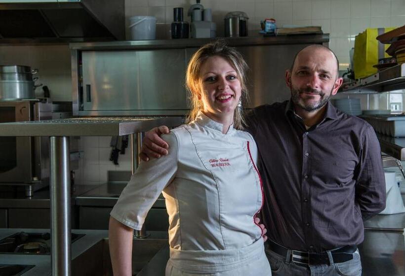 Отель Maison Vernet Hôtel Beauséjour