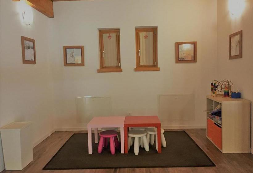 ホテル Residence Felik