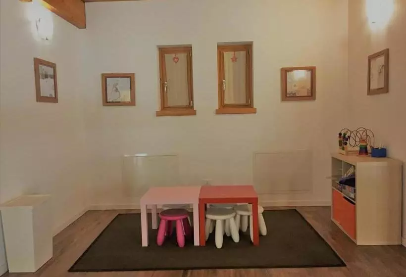 هتل Residence Felik