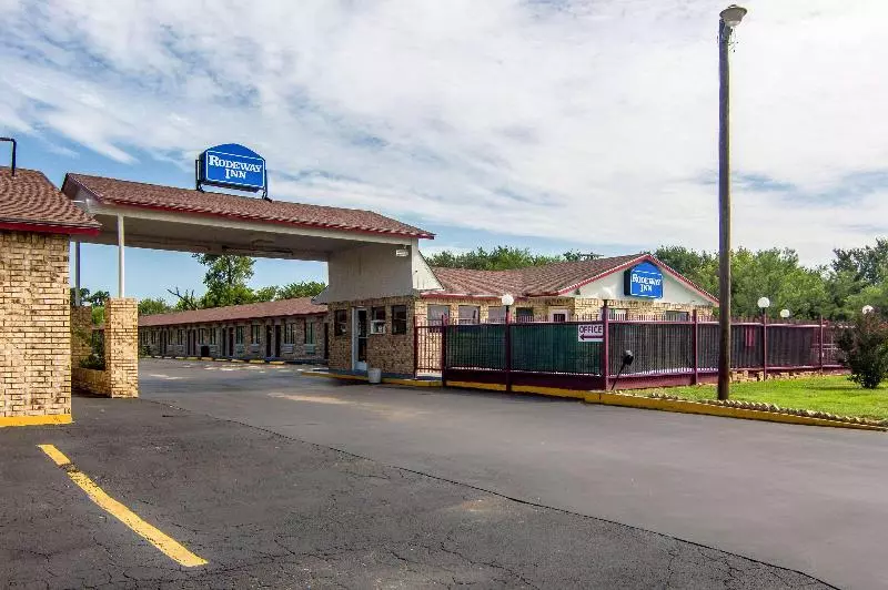 ホテル Rodeway Inn