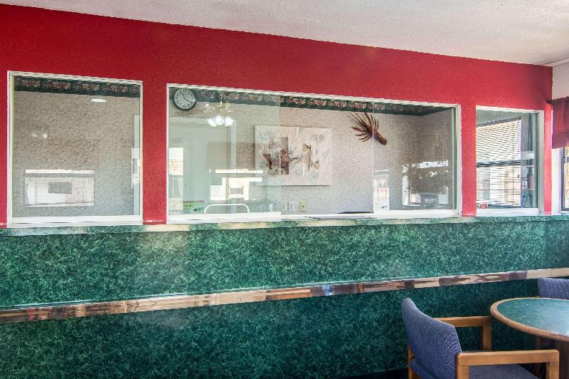 ホテル Rodeway Inn