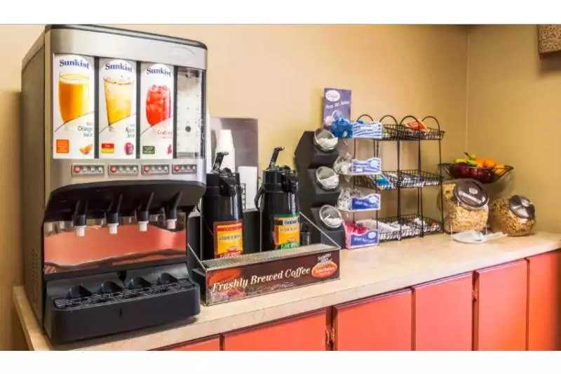 ホテル Rodeway Inn