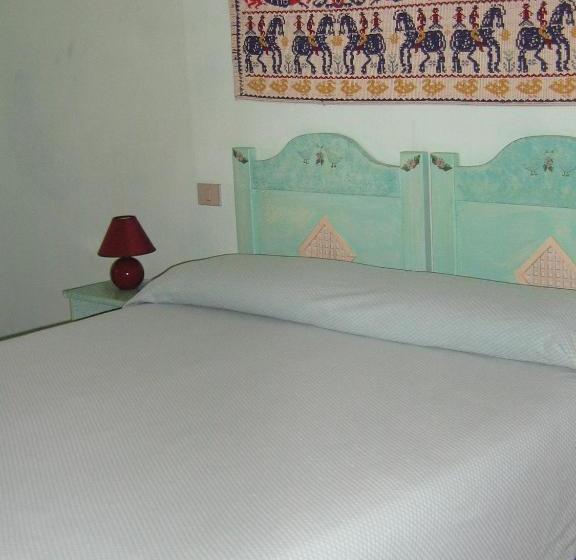 酒店 Turismo Rurale Montitundu