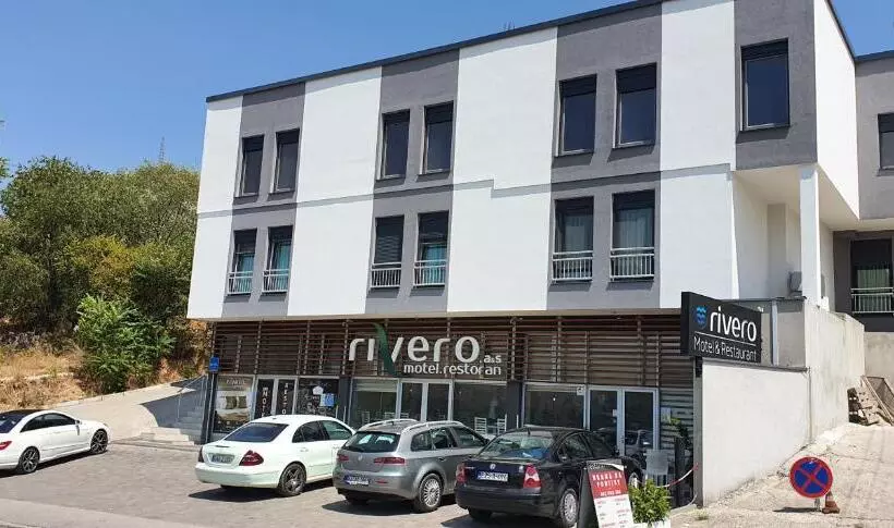 مُتل Rivero A&s