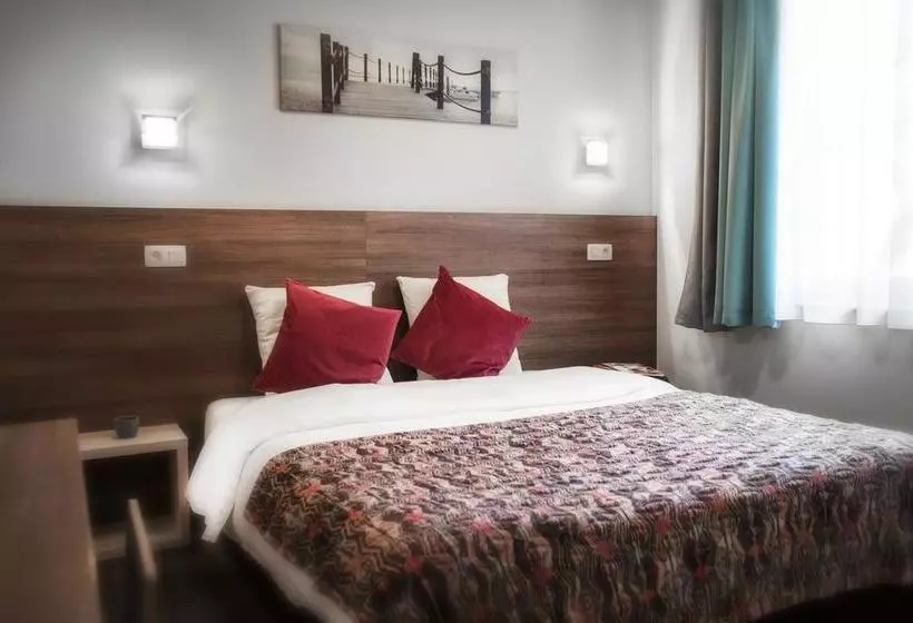 هتل Antwerp Inn