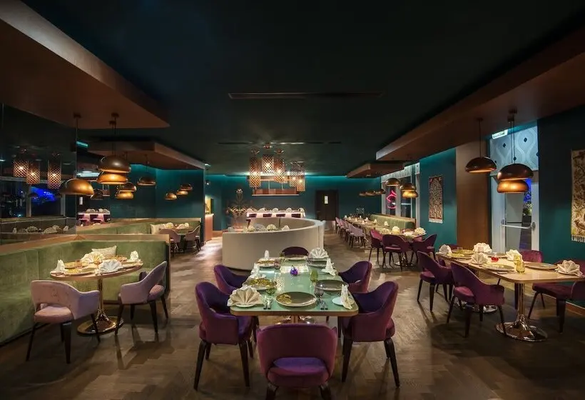 Centara West Bay Hotel & Residences Doha