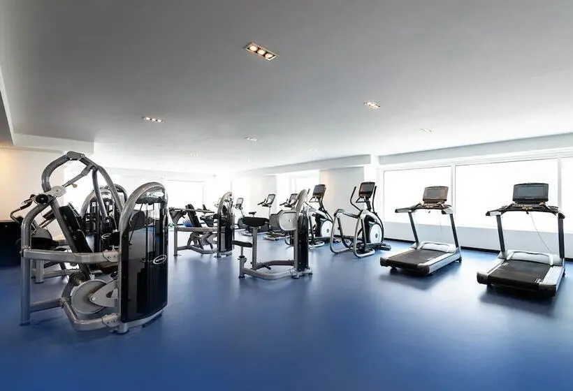 Centara West Bay Hotel & Residences Doha