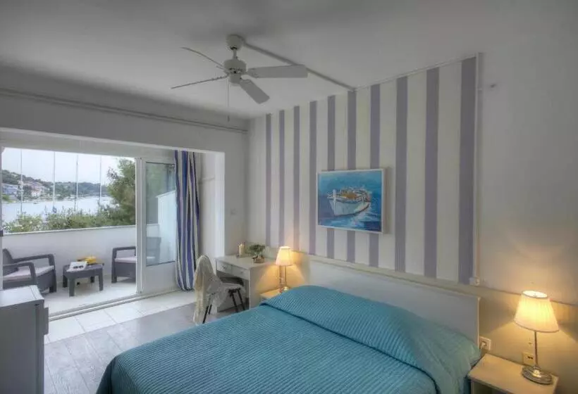 Gina Bed & Breakfast