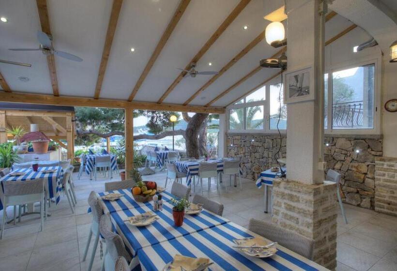 Gina Bed & Breakfast