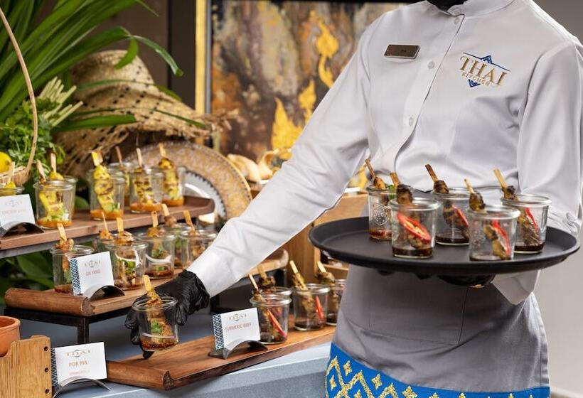 Centara West Bay Hotel & Residences Doha