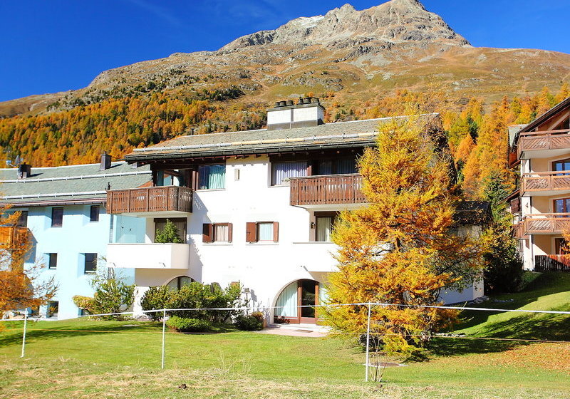 호텔 Chesa Trais Dschembras