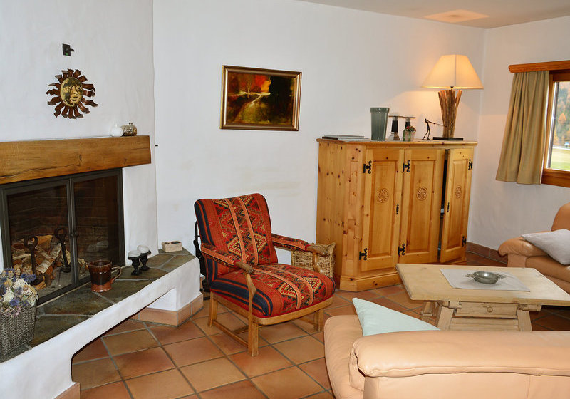 호텔 Chesa Trais Dschembras