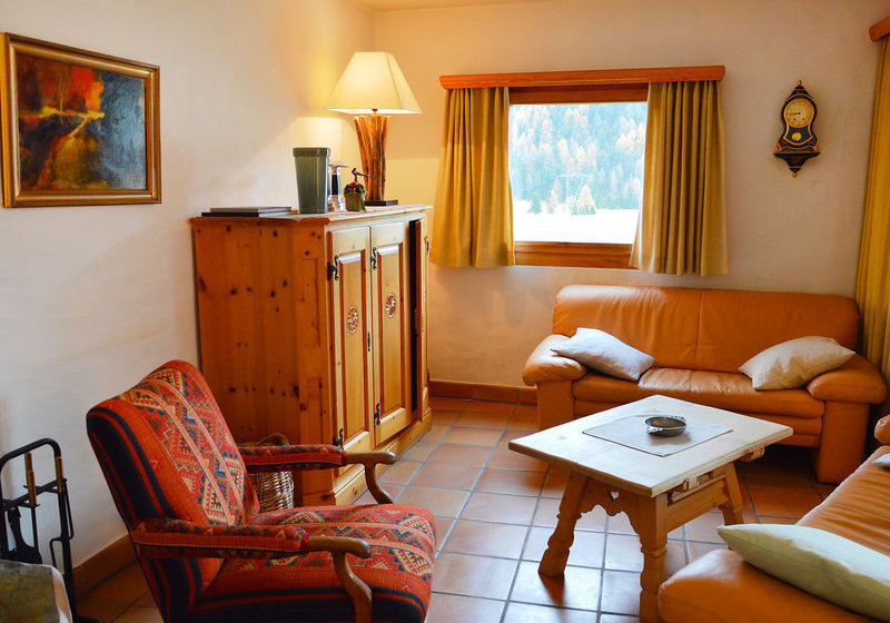 호텔 Chesa Trais Dschembras