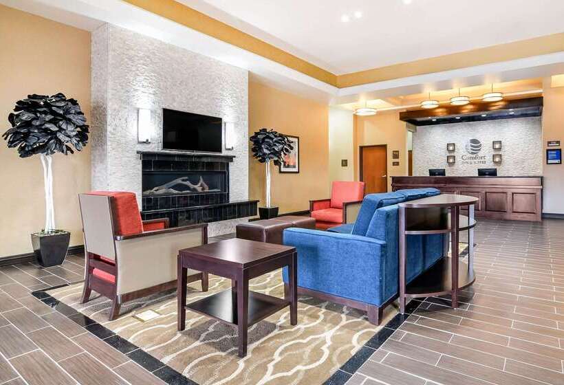 בית מלון כפרי Comfort Inn & Suites Independence