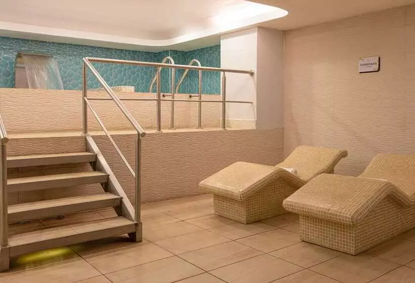ホテル Doubletree By Hilton Mazatlan