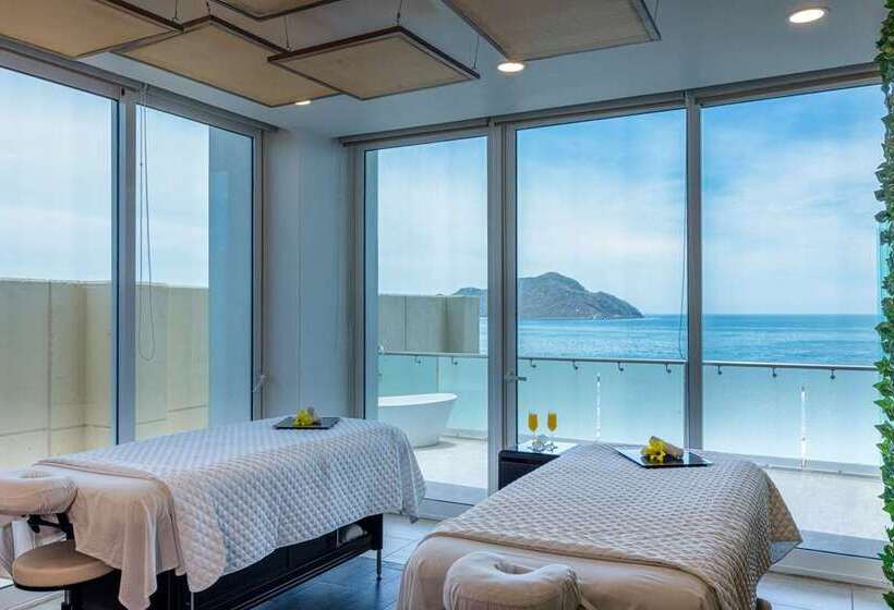 فندق Doubletree By Hilton Mazatlan