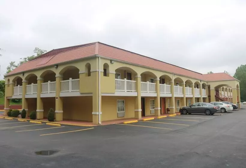 Hotelli Econo Lodge Huntington   Barboursville University Area
