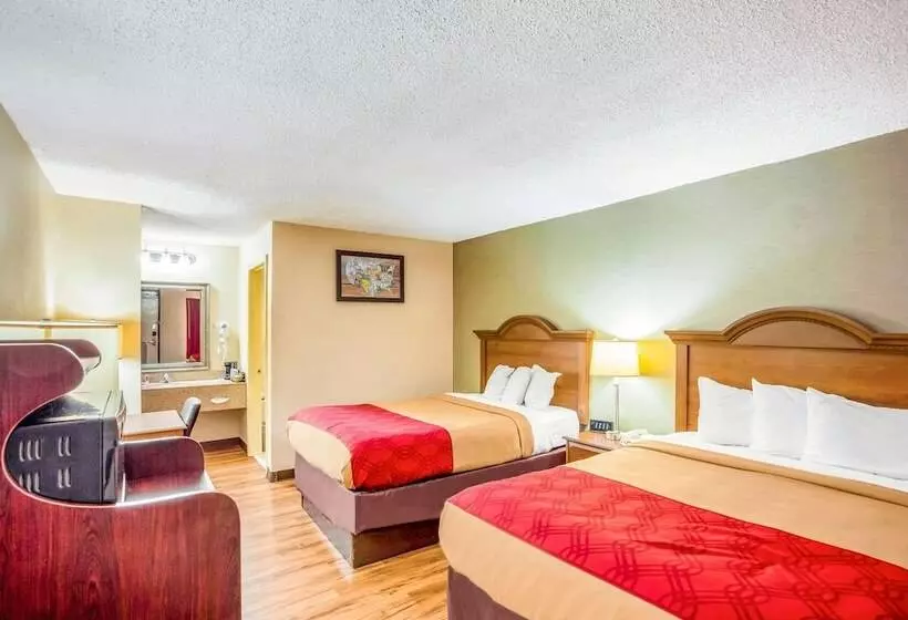 Hotelli Econo Lodge Huntington   Barboursville University Area
