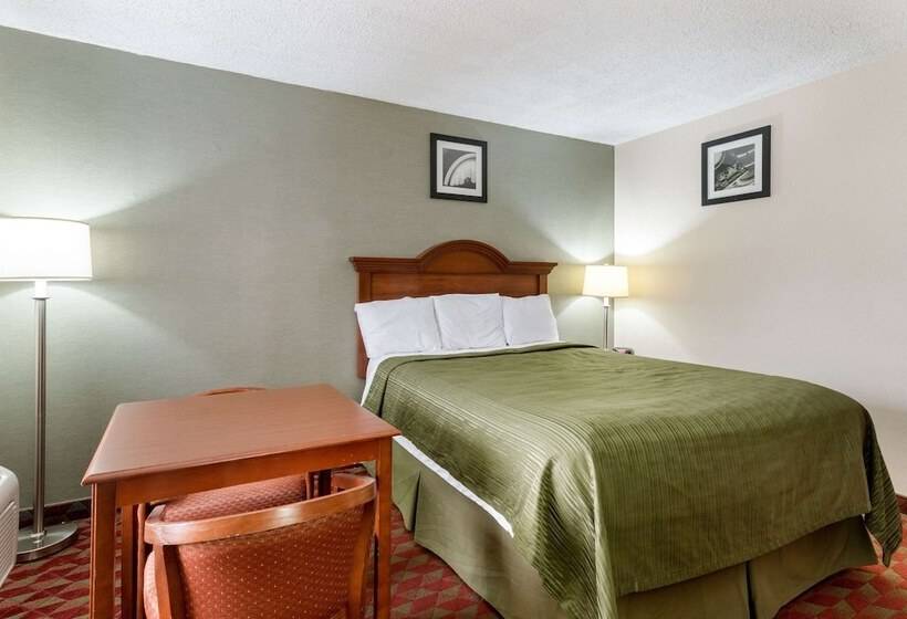 בית מלון כפרי Econo Lodge Huntington   Barboursville University Area