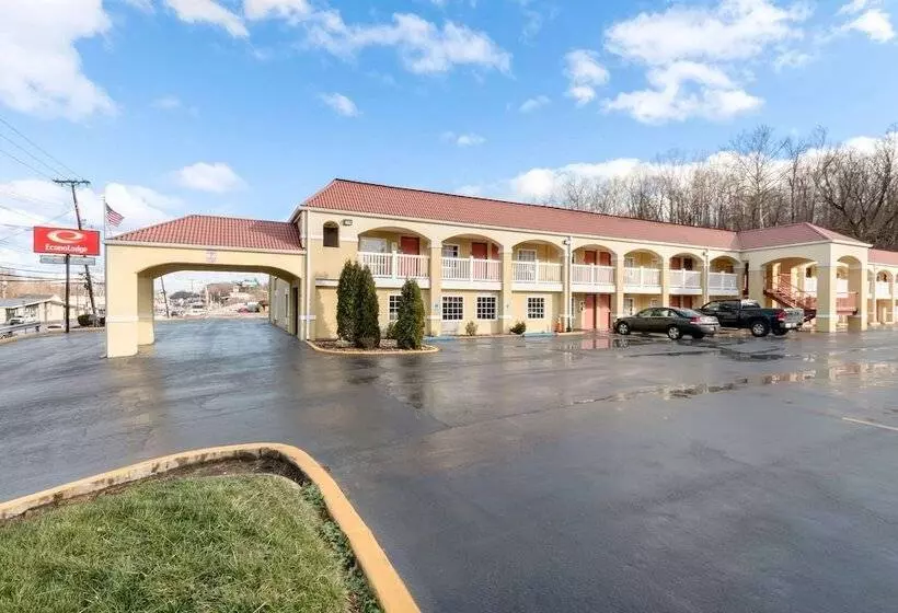 Hotelli Econo Lodge Huntington   Barboursville University Area
