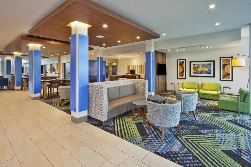ホテル Holiday Inn Express And Suites South Hill, An Ihg