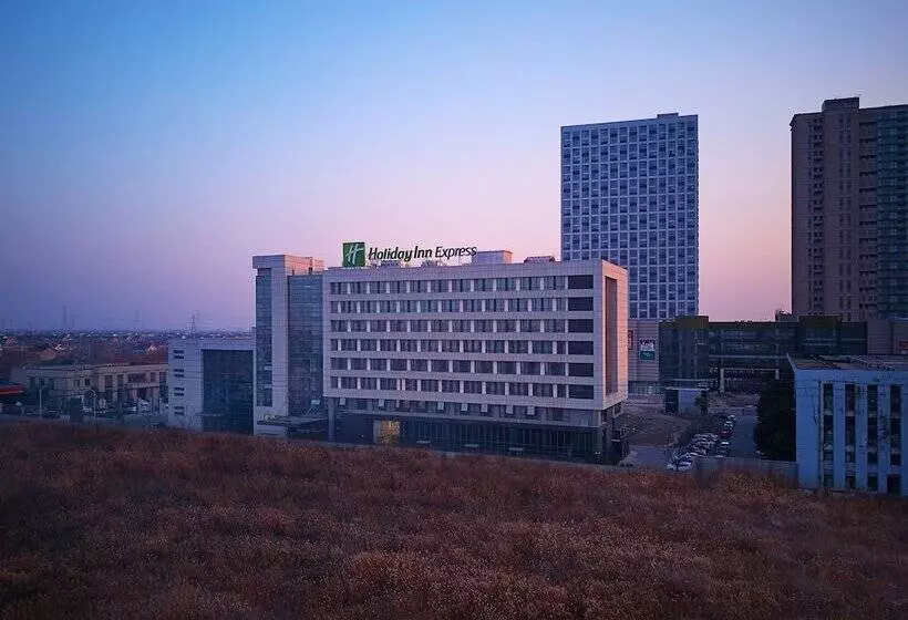 ホテル Holiday Inn Express Nantong Textile City, An Ihg