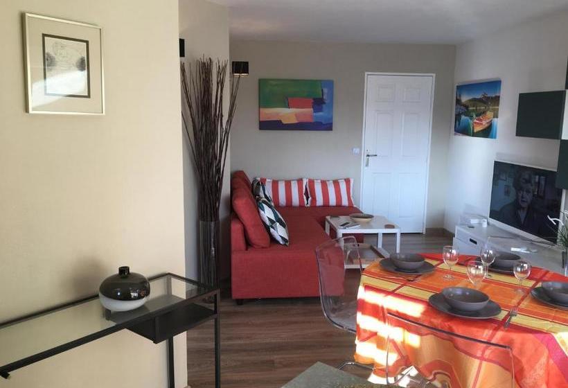 ホテル Les Pins Maritimes