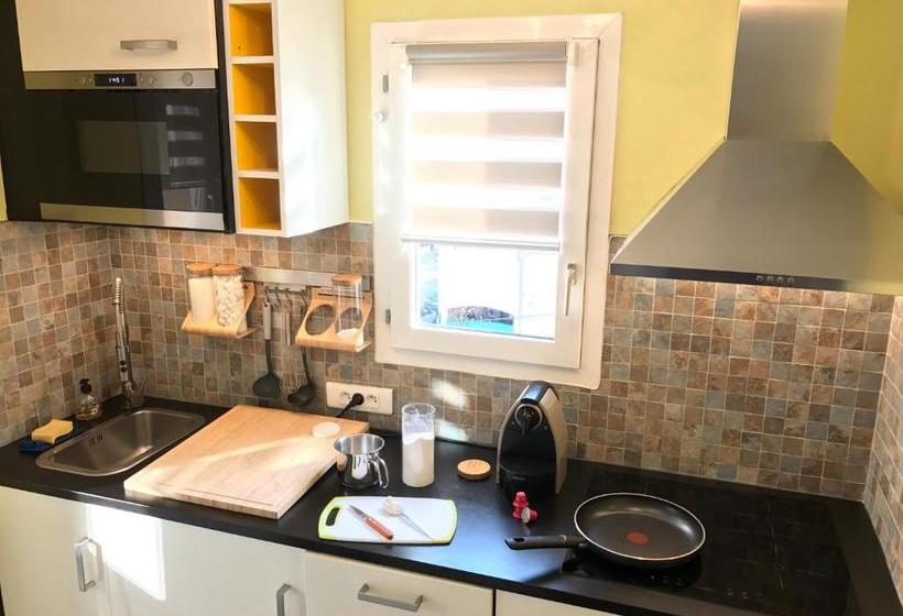 ホテル Les Pins Maritimes