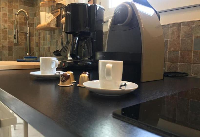 ホテル Les Pins Maritimes