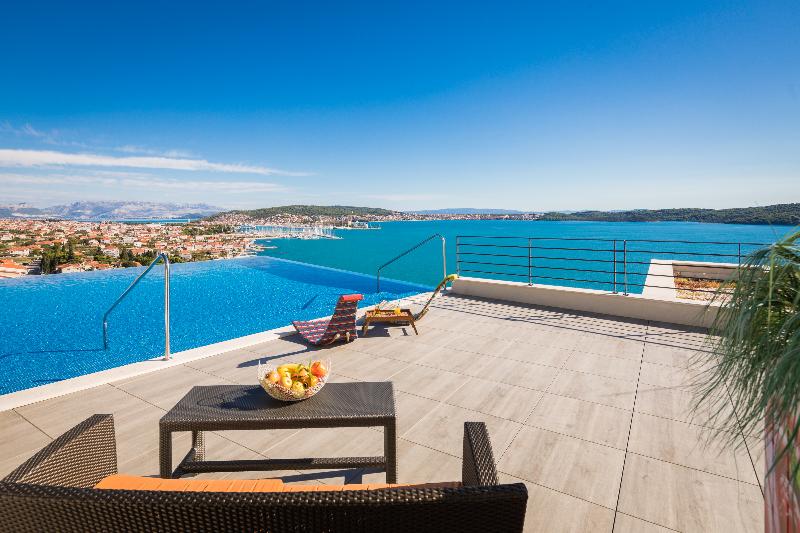 فندق Ola  Adults Only