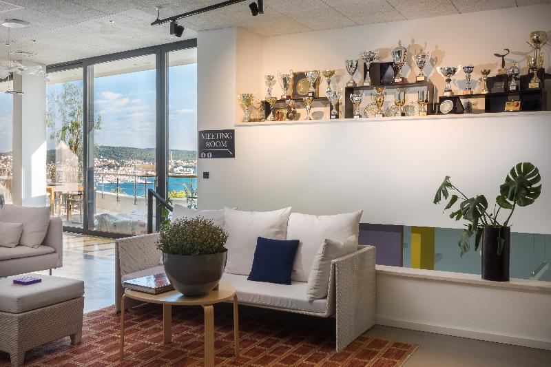 فندق Ola  Adults Only