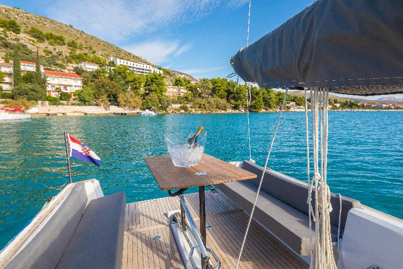 فندق Ola  Adults Only