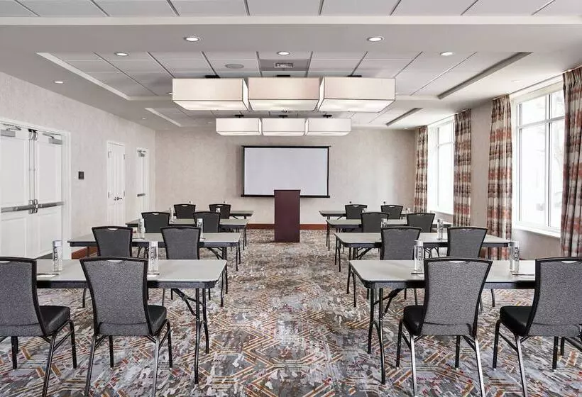 Hotelli Residence Inn By Marriott Wilmington Downtown