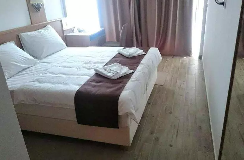 ホテル Villa Paradiso 2