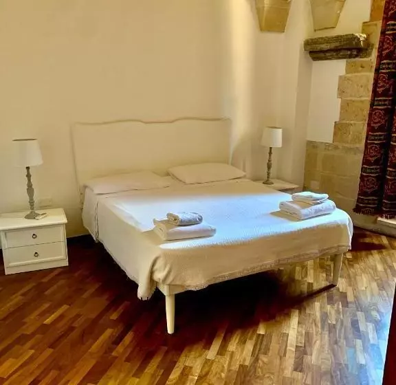 تختخواب و صبحانه Chiesa Greca Suites   Lecce Selection