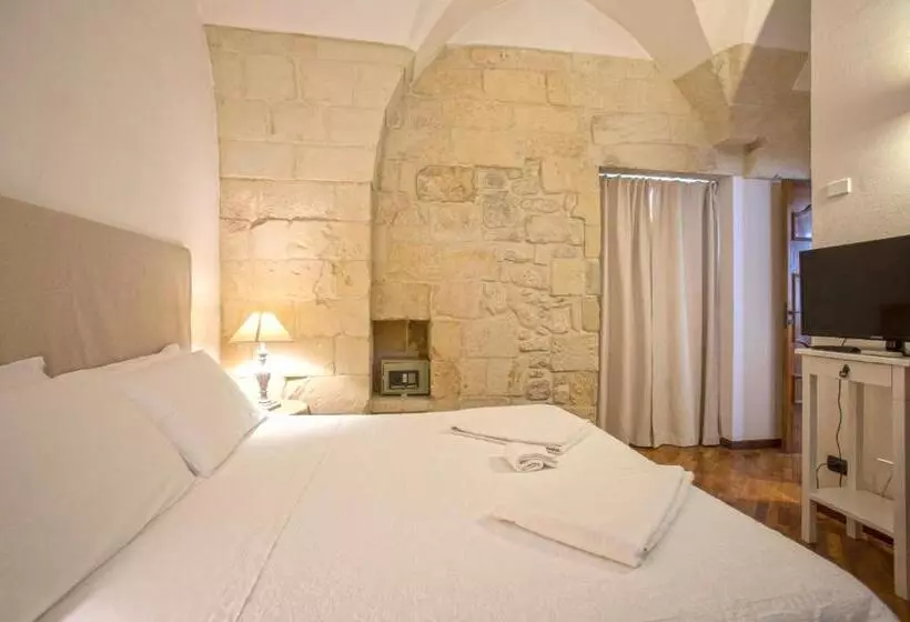 تختخواب و صبحانه Chiesa Greca Suites   Lecce Selection