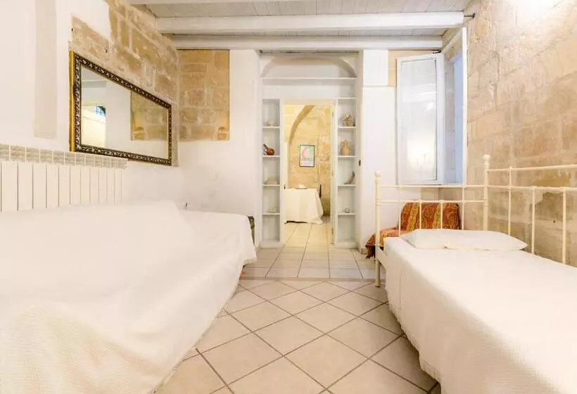 تختخواب و صبحانه Chiesa Greca Suites   Lecce Selection