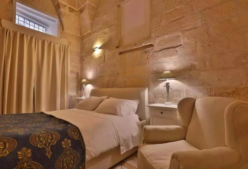 تختخواب و صبحانه Chiesa Greca Suites   Lecce Selection