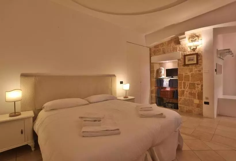 تختخواب و صبحانه Chiesa Greca Suites   Lecce Selection