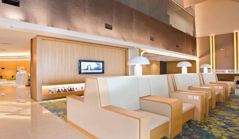 هتل Ambassador Transit Lounge Singapore T2